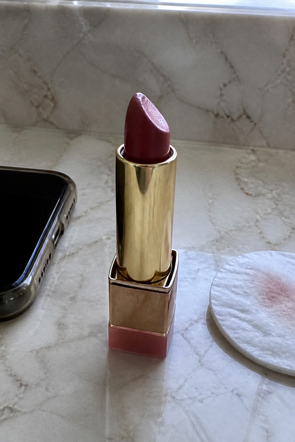 Dusty-rose lipstick product photo, beauty try-on input